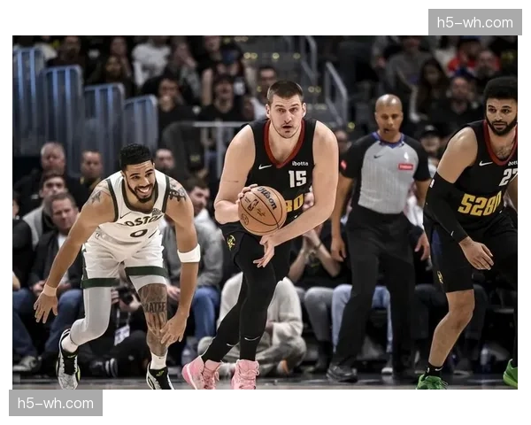 掘金轻取马刺，约基奇仅出战三节，正负值+35，其在场时球队每百回合得分超130。